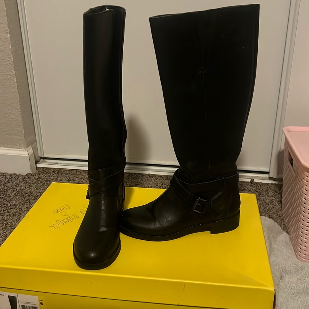 Kenneth Cole Reaction Boots